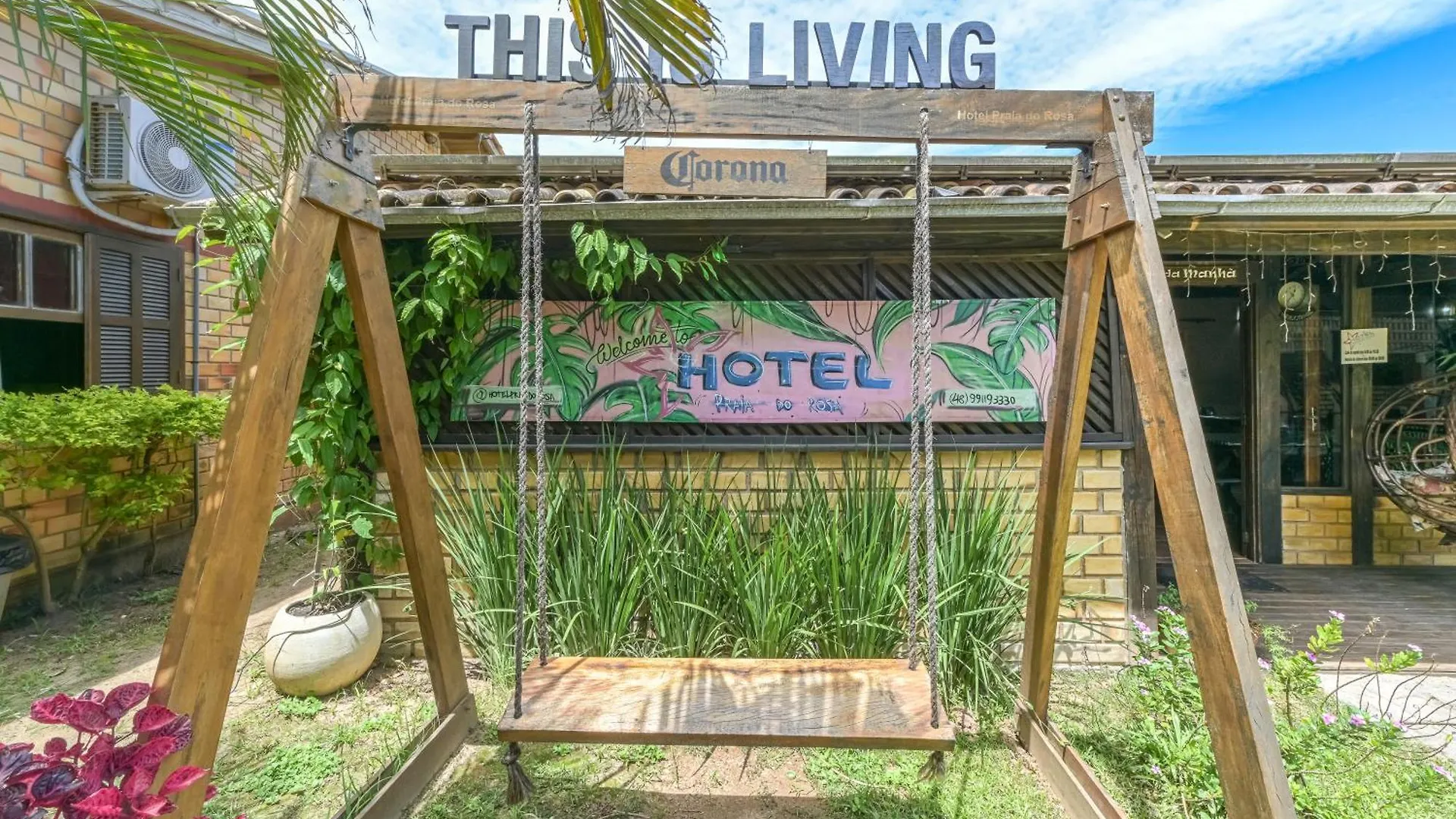 Hotel Praia Do Rosa